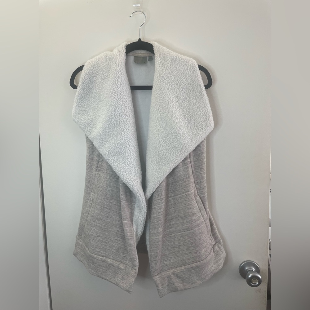 Athleta long line heathered vest - Size XS - Picture 8 of 10